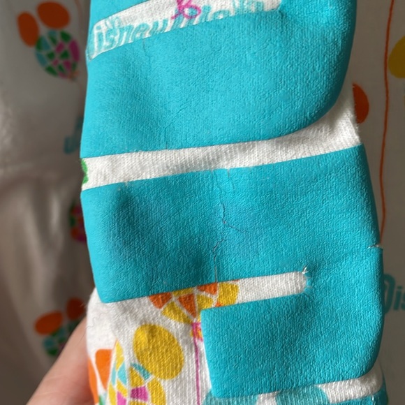 Disney Adult Spirit Jersey- Mickey Mouse Balloons - Picture 5 of 5